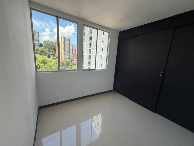 Apartamento de 2 alcobas en arriendo en Las Lomitas, Sabaneta, 55 m² · foto 16 de 20