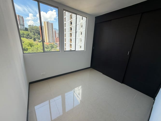 Apartamento de 2 alcobas en arriendo en Las Lomitas, Sabaneta, 55 m² · foto 17 de 20