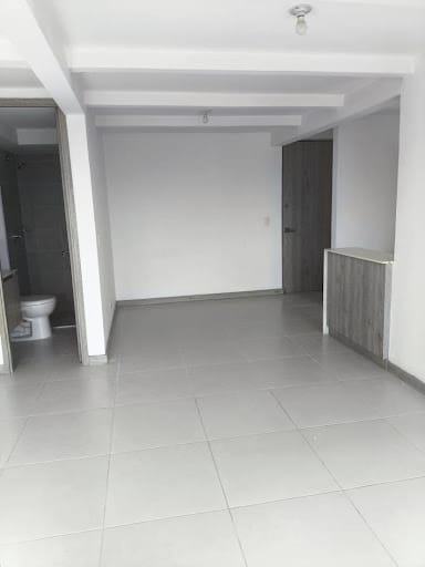 Apartamento de 2 alcobas en arriendo en Restrepo Naranjo, Sabaneta, 60 m² · foto 5 de 24