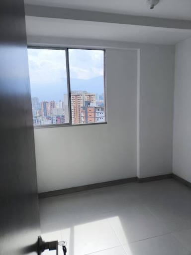 Apartamento de 2 alcobas en arriendo en Restrepo Naranjo, Sabaneta, 60 m² · foto 9 de 24