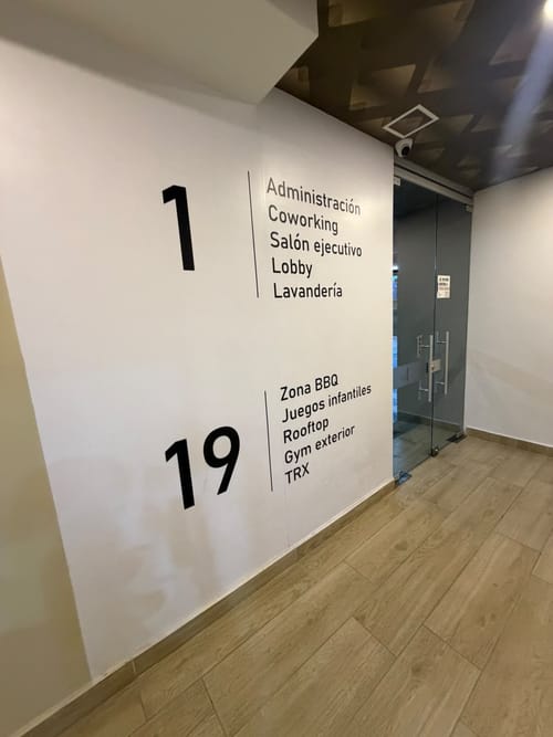 Apartamento de 2 alcobas en arriendo en Autopista Norte, Bogotá, 42 m² · foto 15 de 16