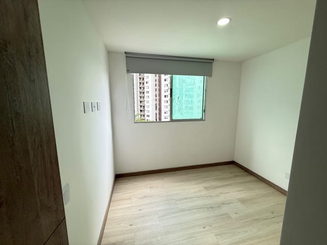 Apartamento de 3 alcobas en arriendo en Prados De Sabaneta, Sabaneta, 80 m² · foto 8 de 16