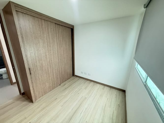 Apartamento de 3 alcobas en arriendo en Prados De Sabaneta, Sabaneta, 80 m² · foto 6 de 16