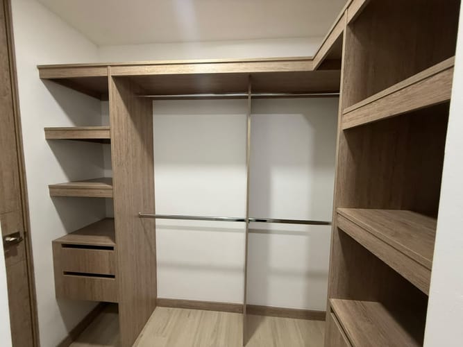 Apartamento de 3 alcobas en arriendo en Prados De Sabaneta, Sabaneta, 80 m² · foto 15 de 16