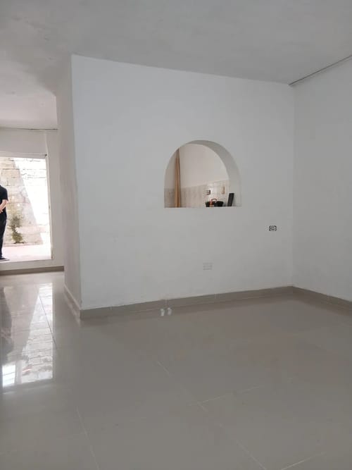 Casa de 2 alcobas en arriendo en Castilla, Medellín, 85 m² · foto 4 de 10