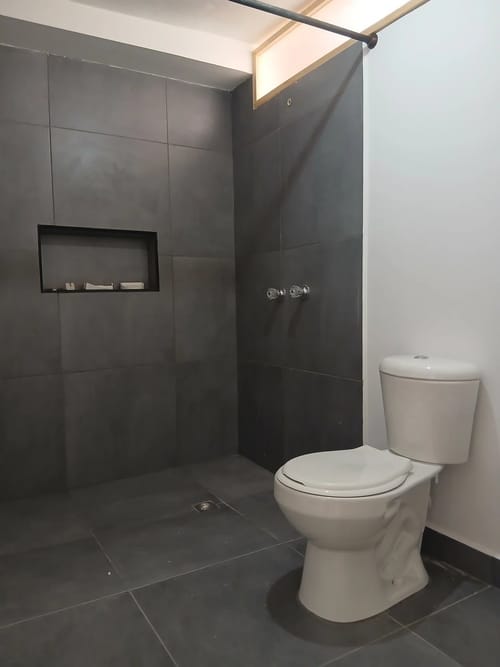 Casa de 2 alcobas en arriendo en Castilla, Medellín, 85 m² · foto 9 de 10