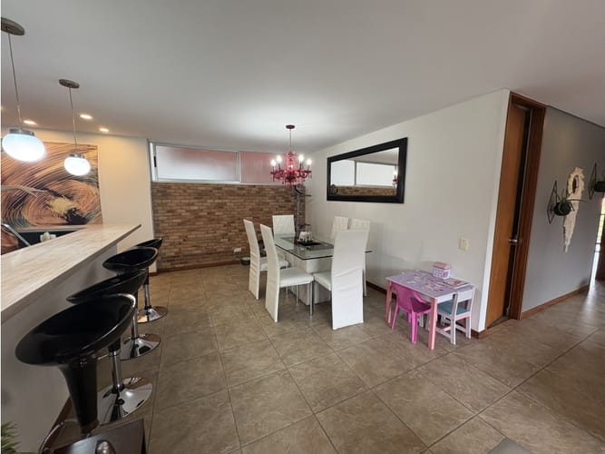 Apartamento de 2 alcobas en venta en Transversal Superior, Medellín, 118 m² · foto 3 de 7