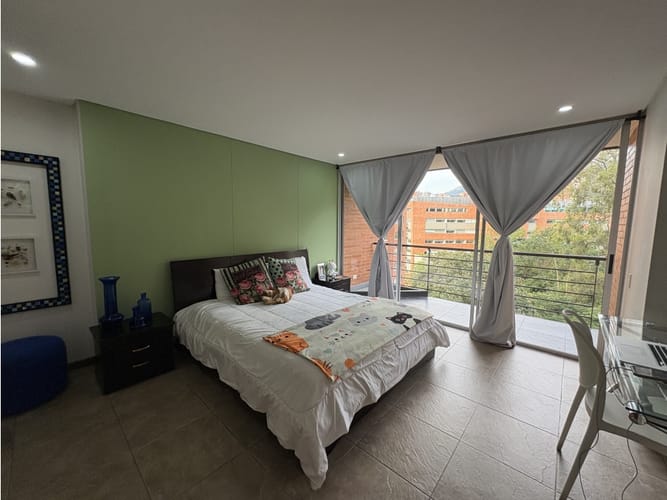 Apartamento de 2 alcobas en venta en Transversal Superior, Medellín, 118 m² · foto 6 de 7