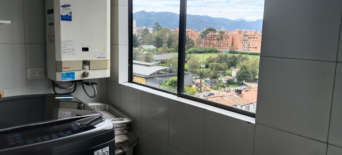 Apartamento de 3 alcobas en venta en Colina Campestre, Bogotá, 200 m² · foto 8 de 20