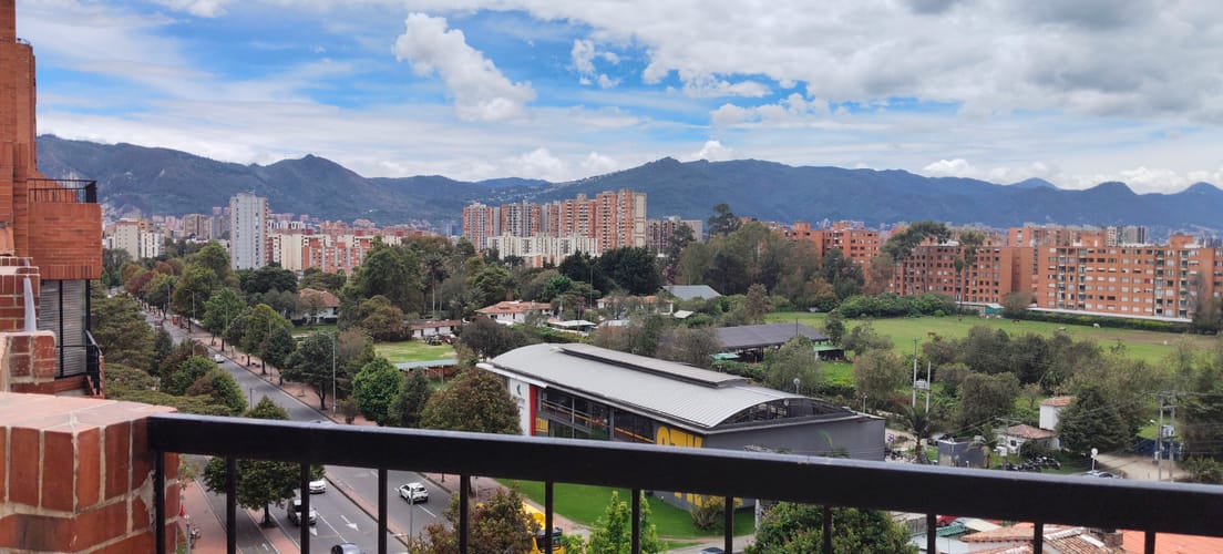 Apartamento de 3 alcobas en venta en Colina Campestre, Bogotá, 200 m² · foto 18 de 20