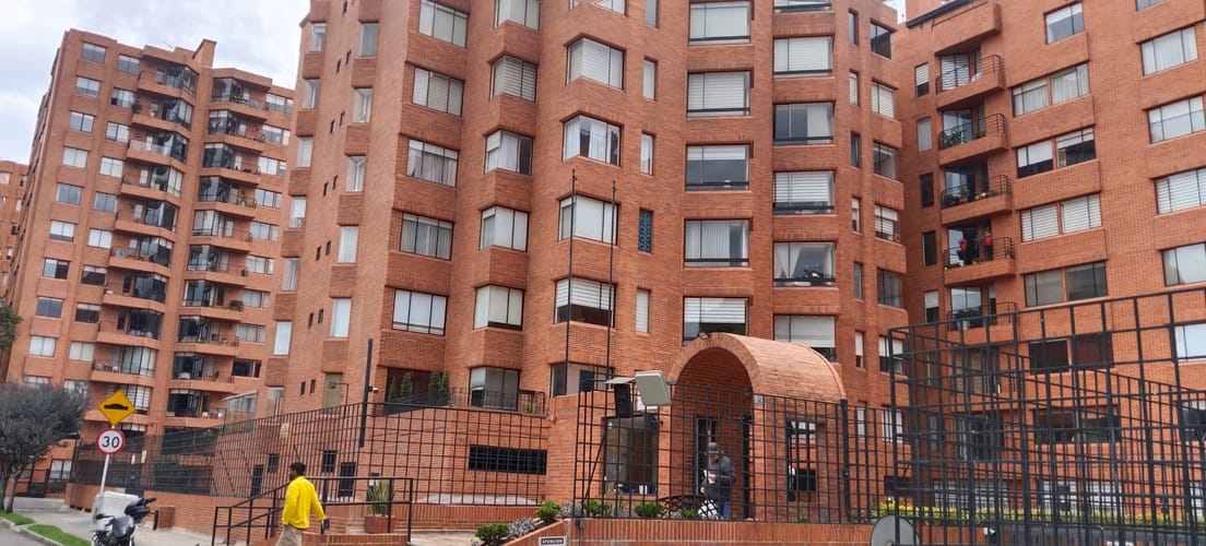 Apartamento de 3 alcobas en venta en Colina Campestre, Bogotá, 200 m² · foto 20 de 20