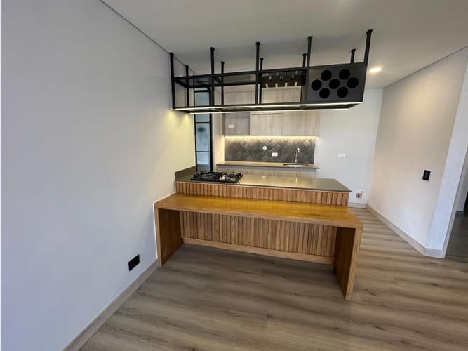 Apartamento de 2 alcobas en arriendo en Loma De Las Brujas, Envigado, 100 m² · foto 3 de 24