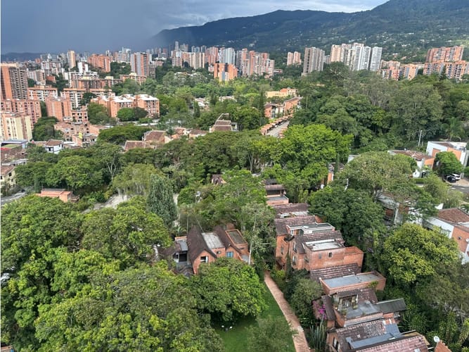 Apartamento de 2 alcobas en arriendo en Loma De Las Brujas, Envigado, 100 m² · foto 11 de 24