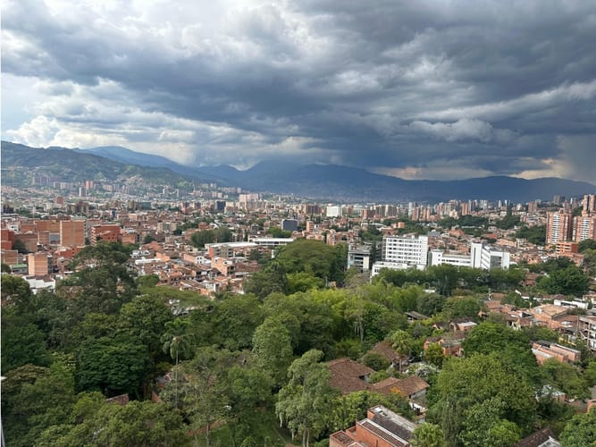 Apartamento de 2 alcobas en arriendo en Loma De Las Brujas, Envigado, 100 m² · foto 12 de 24
