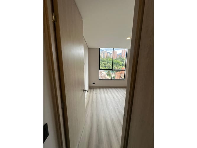 Apartamento de 2 alcobas en arriendo en Loma De Las Brujas, Envigado, 100 m² · foto 18 de 24