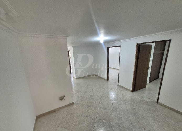 Apartamento de 4 alcobas en arriendo en Mesa, Envigado, 115 m² · foto 17 de 18