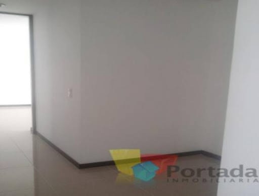 Apartamento de 3 alcobas en arriendo en Los Colores, Medellín, 70 m² · foto 7 de 13