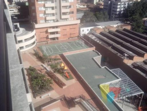 Apartamento de 3 alcobas en arriendo en Los Colores, Medellín, 70 m² · foto 12 de 13