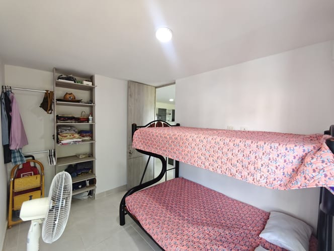 Apartamento de 2 alcobas en venta en Ricaurte, 58 m² · foto 10 de 20