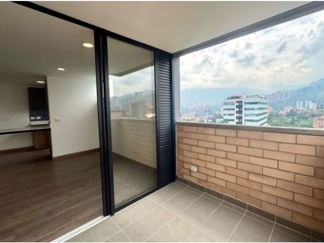 Apartamento de 2 alcobas en venta en Las Vegas, Envigado, 75 m² · foto 3 de 11
