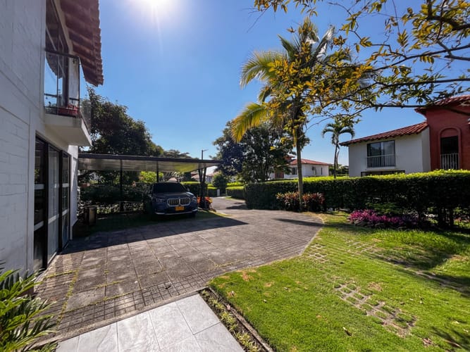 Casa de 4 alcobas en venta en Pance, Cali, 350 m² · foto 3 de 24