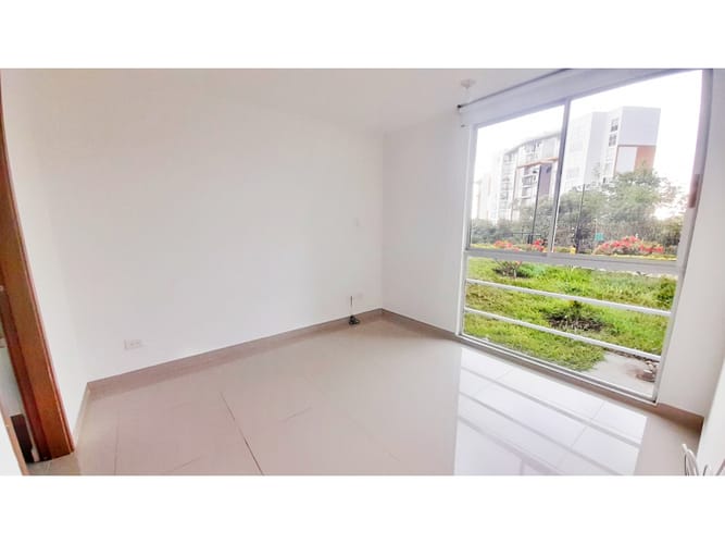 Apartamento de 3 alcobas en arriendo en Avenida 19 Norte, Armenia, 96 m² · foto 10 de 15