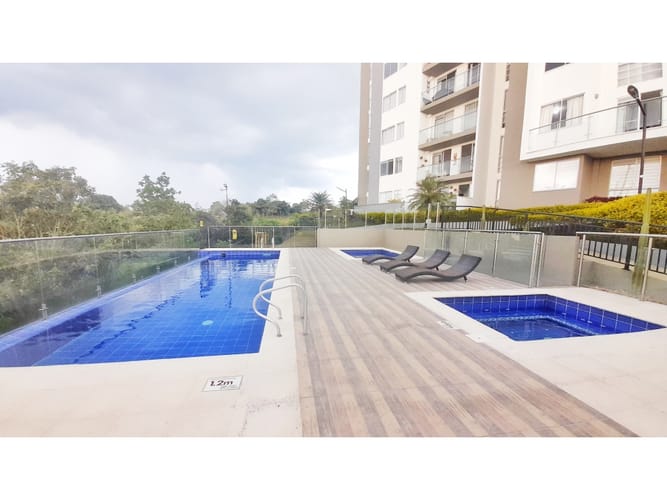 Apartamento de 3 alcobas en arriendo en Avenida 19 Norte, Armenia, 96 m² · foto 14 de 15