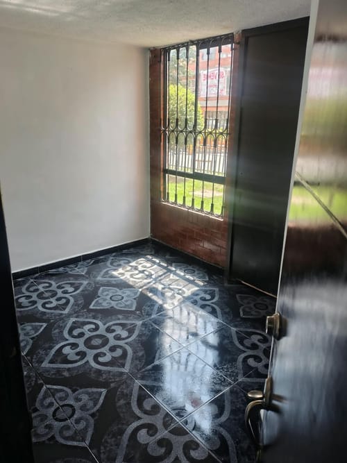 Apartamento de 3 alcobas en venta en El Dorado, Soacha, 47 m² · foto 4 de 8
