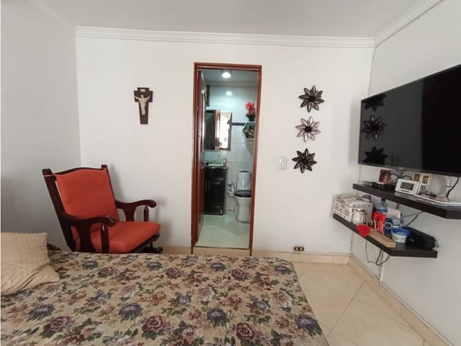 Apartamento de 3 alcobas en venta en Laureles, Medellín, 107 m² · foto 11 de 24