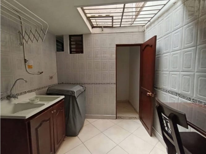 Apartamento de 3 alcobas en venta en Laureles, Medellín, 107 m² · foto 24 de 24