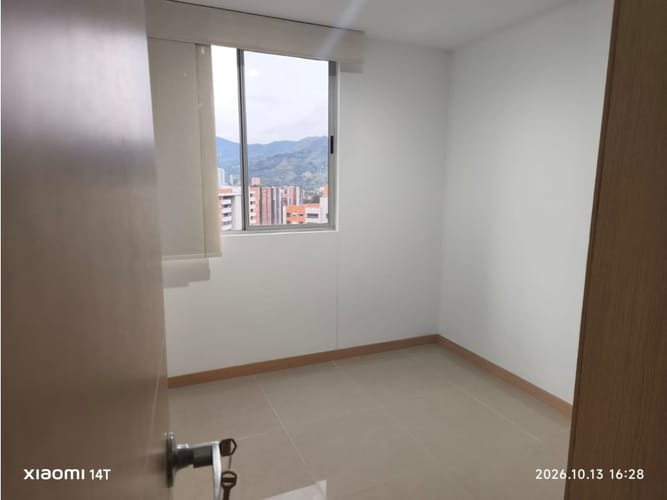 Apartamento de 3 alcobas en venta en El Trapiche, Sabaneta, 72 m² · foto 9 de 19