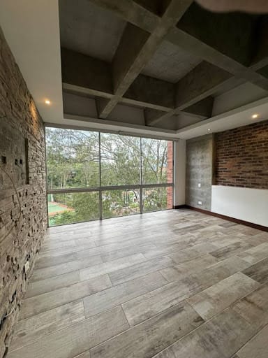 Apartamento de 2 alcobas en arriendo en San Lucas, Medellín, 141 m² · foto 8 de 16
