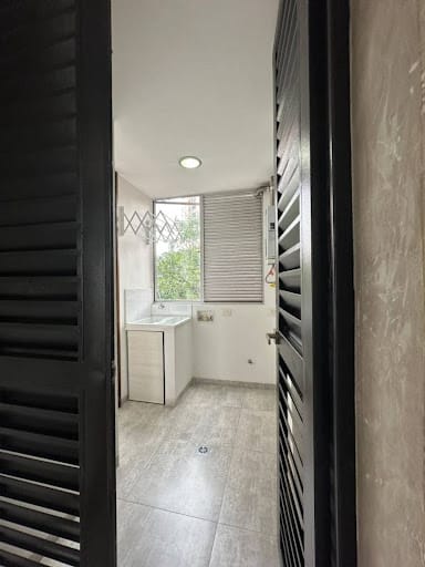 Apartamento de 2 alcobas en arriendo en San Lucas, Medellín, 141 m² · foto 16 de 16