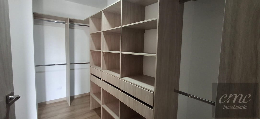 Apartamento de 3 alcobas en arriendo en La Convencion, Rionegro, 166 m² · foto 22 de 24