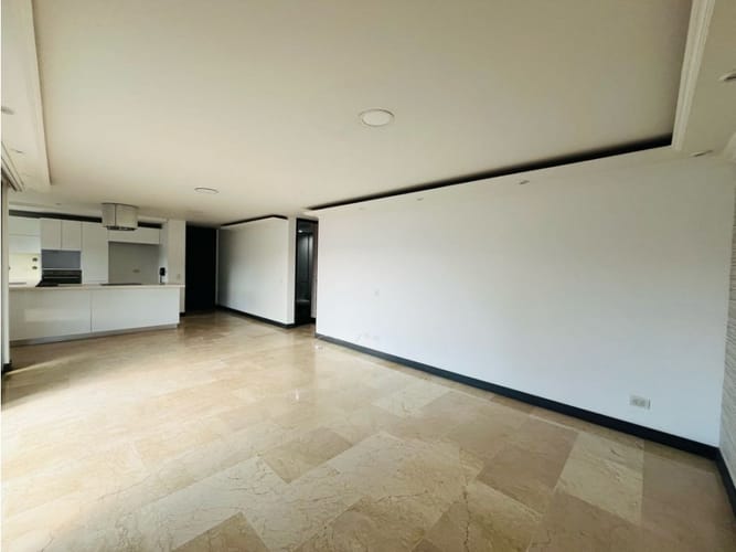Apartamento de 3 alcobas en venta en Castropol, Medellín, 138 m² · foto 14 de 23