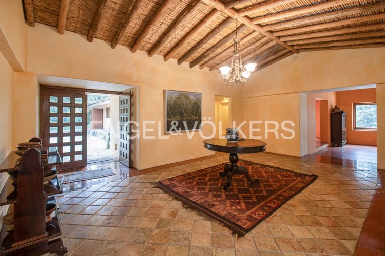 Casa de 4 alcobas en venta en Sotileza, Bogotá, 485 m² · foto 2 de 20
