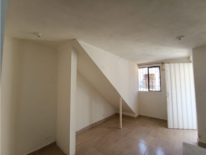 Apartaestudio en arriendo en Urbanizacion Villa Linda, Bello, 40 m² · foto 5 de 12