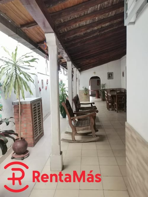 Casa de 6 alcobas en venta en Carora, Cúcuta, 364 m² · foto 3 de 20