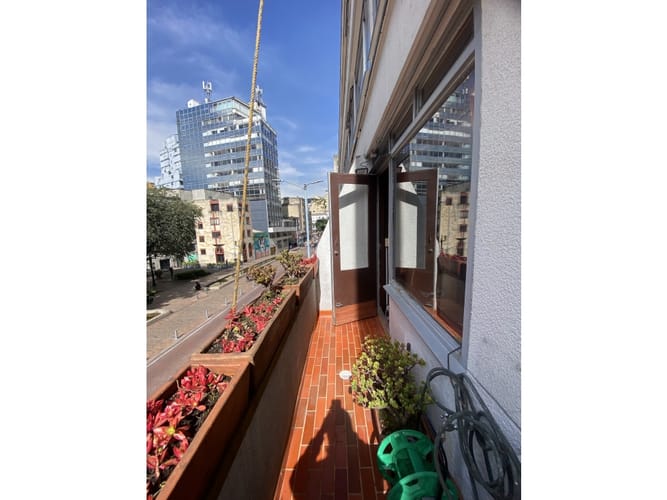 Apartamento de 1 alcoba en venta en La Candelaria, Bogotá, 60 m² · foto 18 de 22