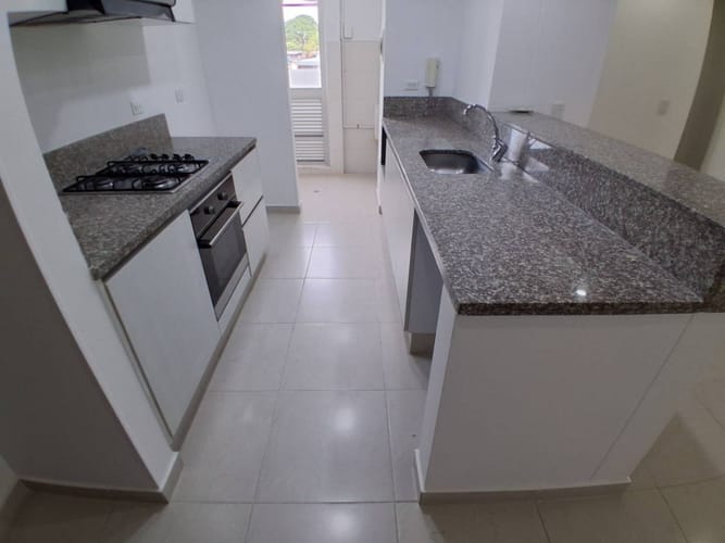 Apartamento de 3 alcobas en arriendo en Ipanema, Neiva, 83 m² · foto 7 de 19