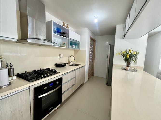 Apartamento de 3 alcobas en venta en Miramar, Barranquilla, 105 m² · foto 7 de 20