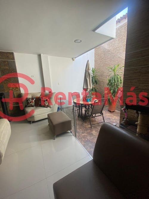 Casa de 4 alcobas en venta en La Floresta, Los Patios, 184 m² · foto 3 de 20