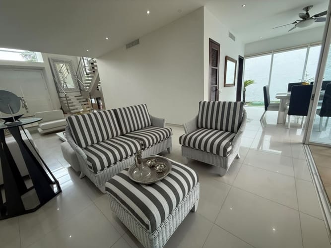 Casa de 3 alcobas en venta en Conjunto Residencial Villa Campestre, Barranquilla, 323 m² · foto 6 de 24