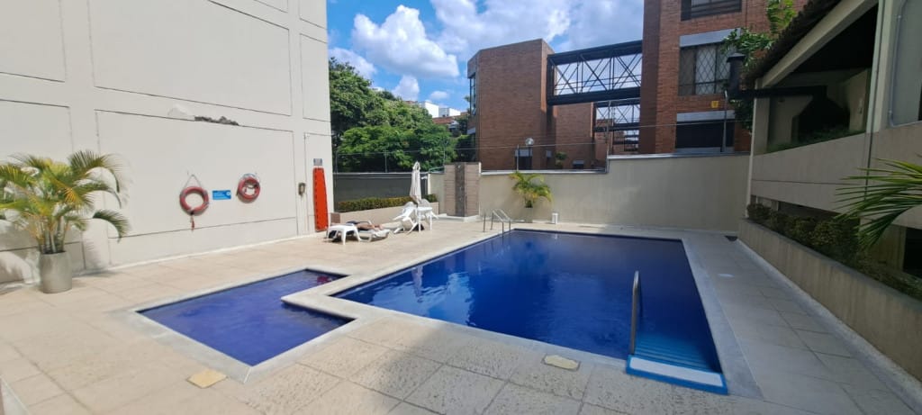 Apartamento de 3 alcobas en arriendo en El Ingenio, Cali, 93 m² · foto 2 de 24