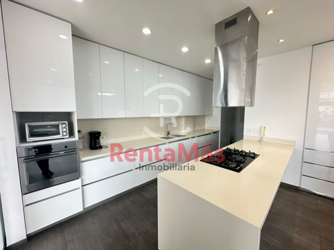 Casa de 5 alcobas en venta en Cr. Los Mangos, Villa del Rosario, 680 m² · foto 3 de 24