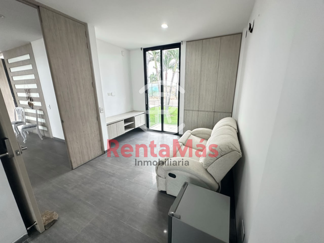 Casa de 5 alcobas en venta en Cr. Los Mangos, Villa del Rosario, 680 m² · foto 12 de 24