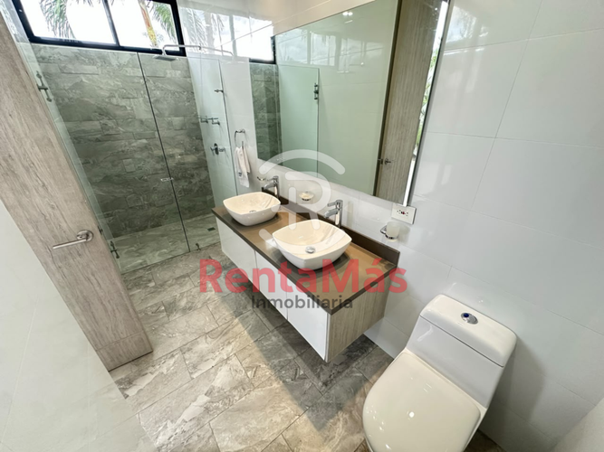 Casa de 5 alcobas en venta en Cr. Los Mangos, Villa del Rosario, 680 m² · foto 19 de 24