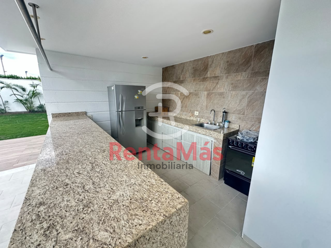 Casa de 5 alcobas en venta en Cr. Los Mangos, Villa del Rosario, 680 m² · foto 23 de 24