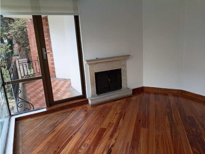 Apartamento de 3 alcobas en venta en Chico, Bogotá, 145 m² · foto 5 de 23