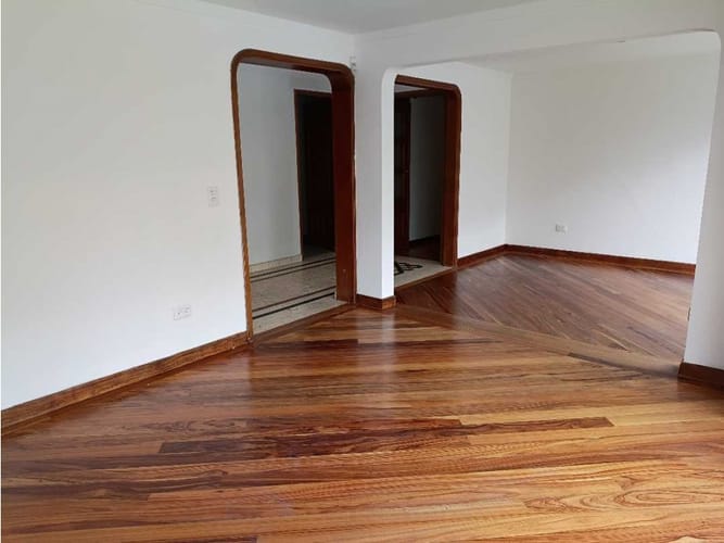 Apartamento de 3 alcobas en venta en Chico, Bogotá, 145 m² · foto 7 de 23